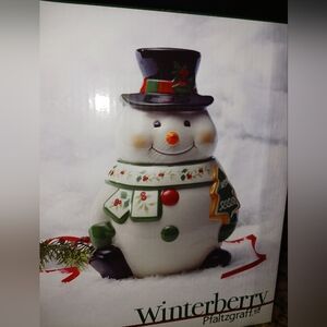 Winterberry cookie jar